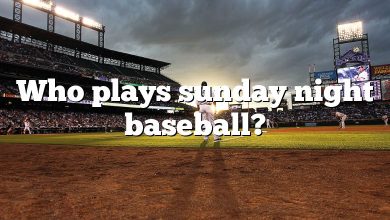 Who plays sunday night baseball?