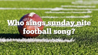Who sings sunday nite football song?