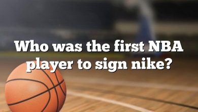 Who was the first NBA player to sign nike?