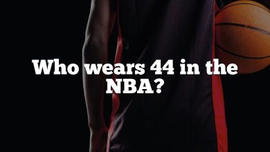 Who wears 44 in the NBA?