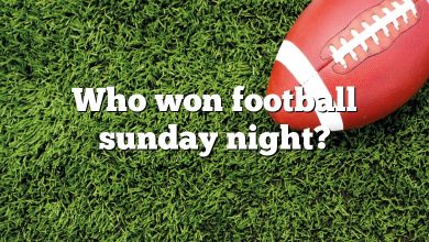 Who won football sunday night?