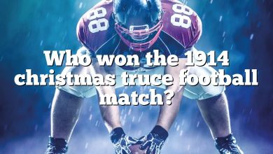 Who won the 1914 christmas truce football match?