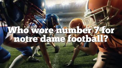 Who wore number 7 for notre dame football?