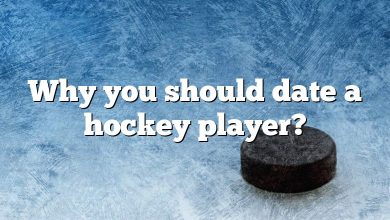 Why you should date a hockey player?