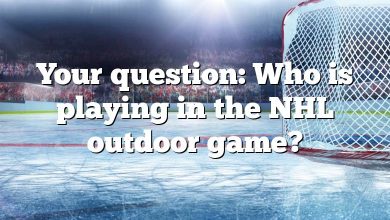 Your question: Who is playing in the NHL outdoor game?